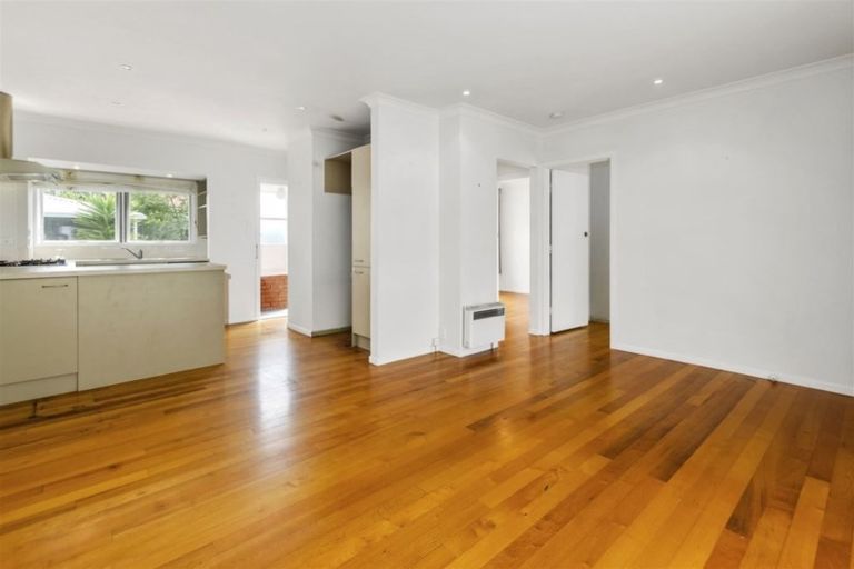 Photo of property in 4112/110 East Coast Road, Forrest Hill, Auckland, 0620