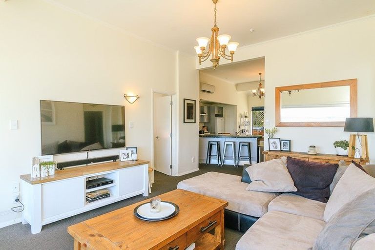 Photo of property in 604 Marine Drive, Days Bay, Lower Hutt, 5013