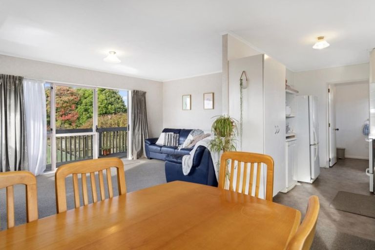 Photo of property in 1 Endeavour Avenue, Welcome Bay, Tauranga, 3112