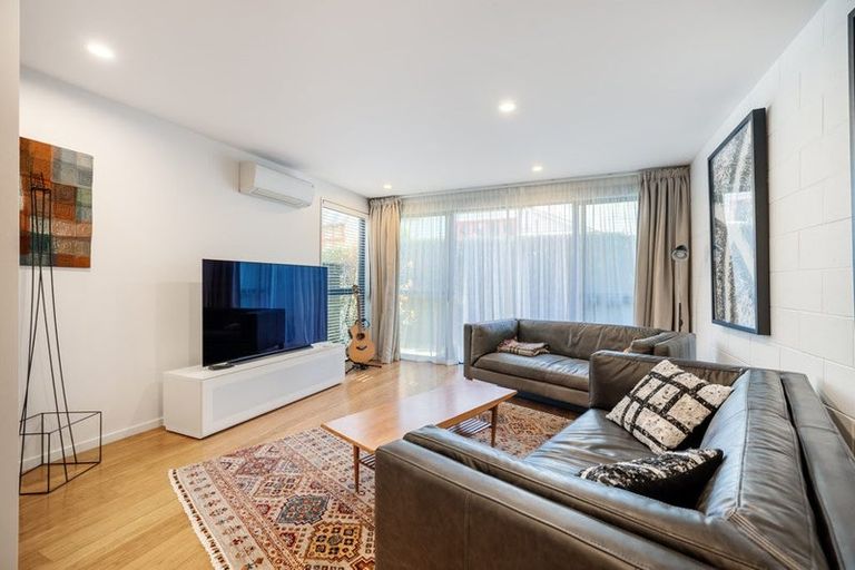 Photo of property in 4/187 Kilmore Street, Christchurch Central, Christchurch, 8013