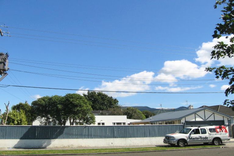 Photo of property in 12 Melrose Street, Wallaceville, Upper Hutt, 5018