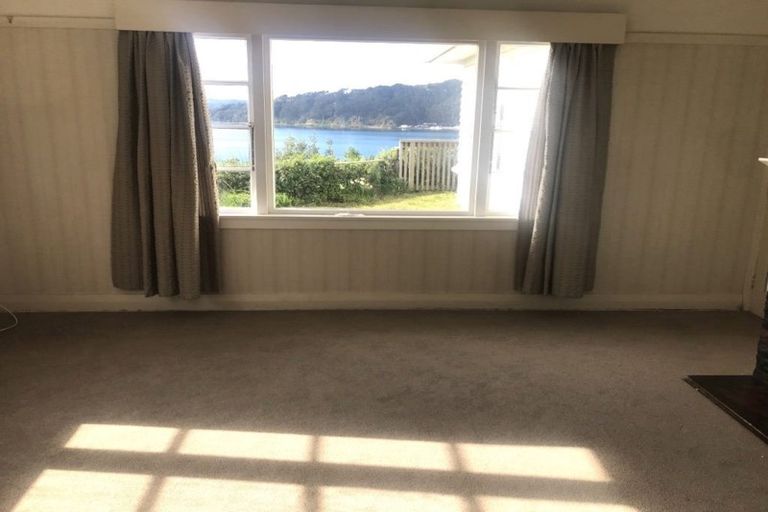 Photo of property in 1 Pahia Street, Roseneath, Wellington, 6021