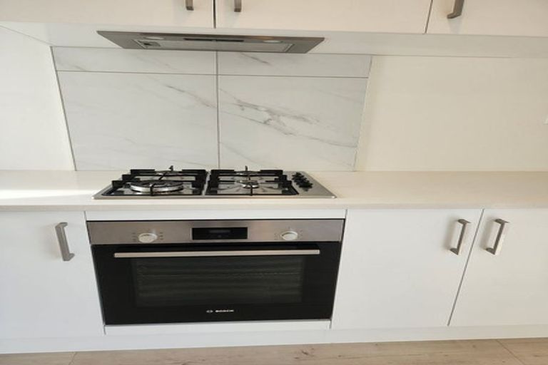 Photo of property in 36a Poruru Close, Papakura, 2110