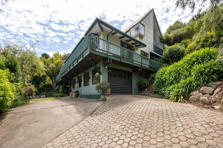 Photo of property in 102 Tosswill Road, Tahunanui, Nelson, 7011