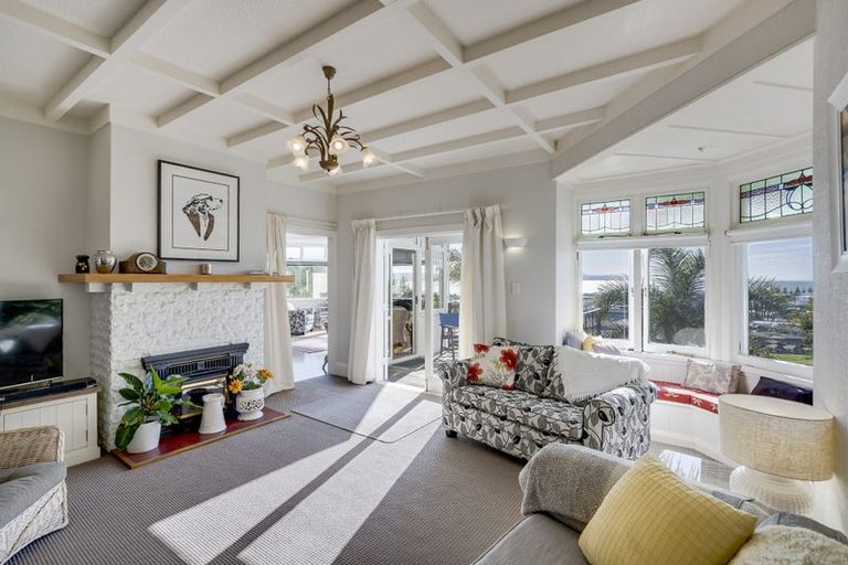 Photo of property in 40 Hospital Terrace, Hospital Hill, Napier, 4110