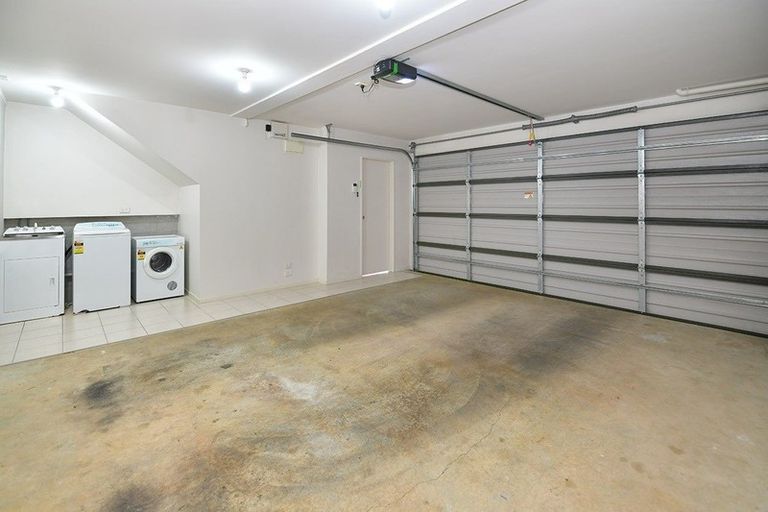 Photo of property in 41/22 Northcross Drive, Oteha, Auckland, 0632