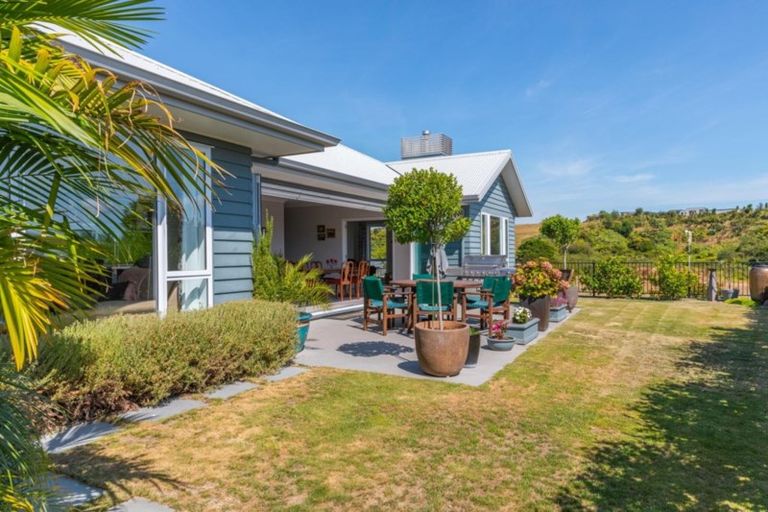 Photo of property in 1 Kirkhill Close, Bethlehem, Tauranga, 3110