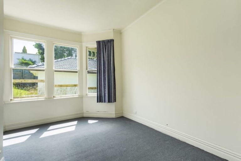 Photo of property in 39 Easther Crescent, Kew, Dunedin, 9012