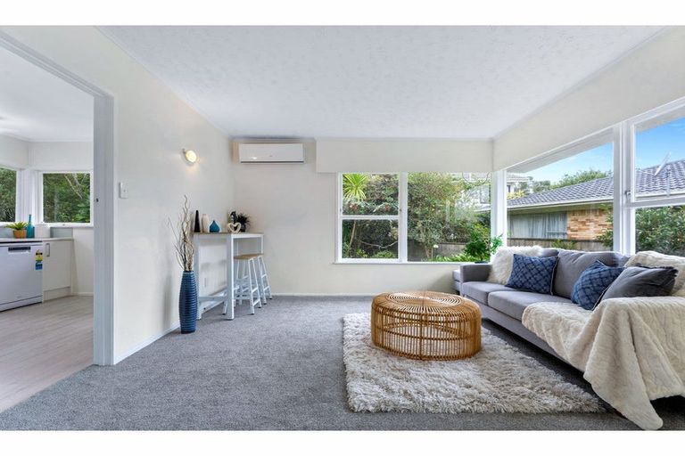 Photo of property in 2/53 Richards Avenue, Forrest Hill, Auckland, 0620