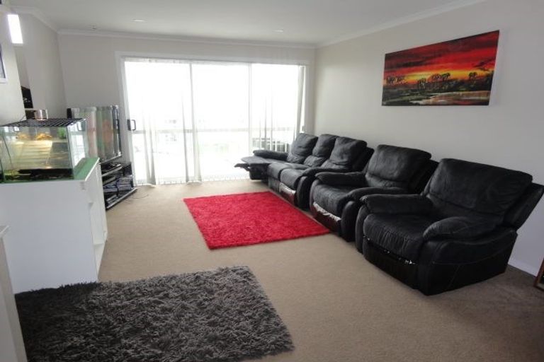 Photo of property in 28 Joseph Street, Flat Bush, Auckland, 2019