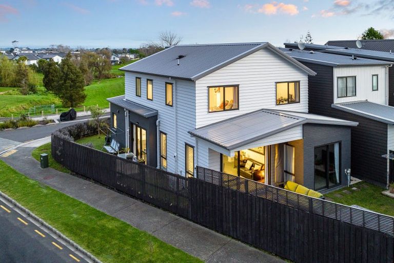 Photo of property in 26 Ev Perry Way, Glen Innes, Auckland, 1072