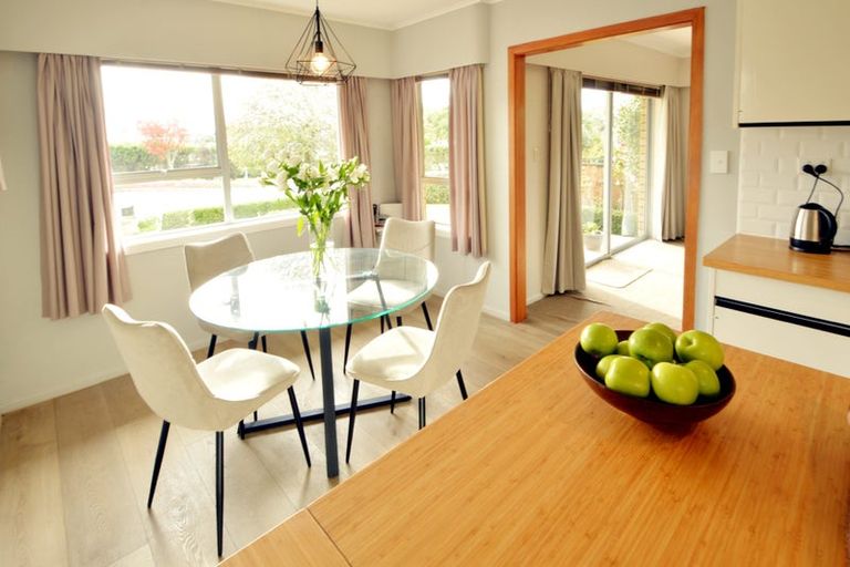 Photo of property in 6 Turner Place, Pukekohe, 2120