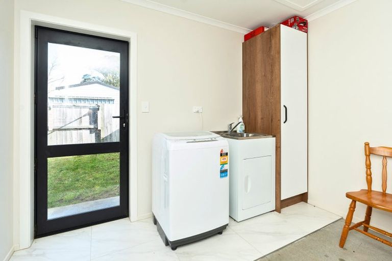 Photo of property in 12c Jamieson Crescent, St Andrews, Hamilton, 3200