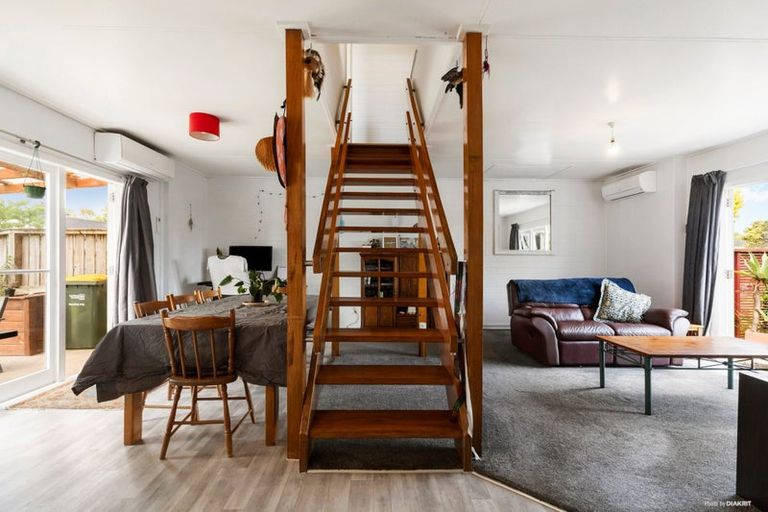 Photo of property in 11 Elm Street, Waiuku, 2123