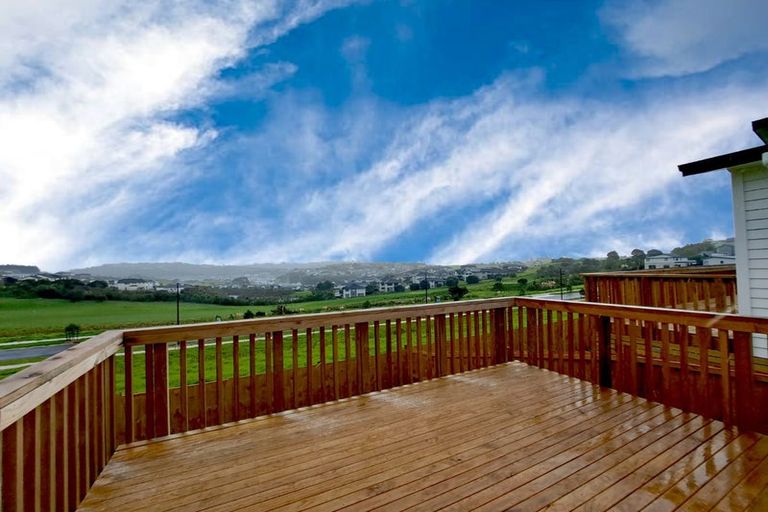 Photo of property in 24 Ta Moko Drive, Gulf Harbour, Whangaparaoa, 0930