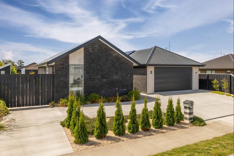 Photo of property in 15 Medusa Lane, Pegasus, 7612