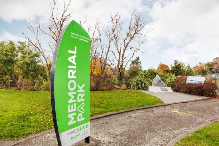 Photo of property in 12 Fitzroy Street, Terrace End, Palmerston North, 4410