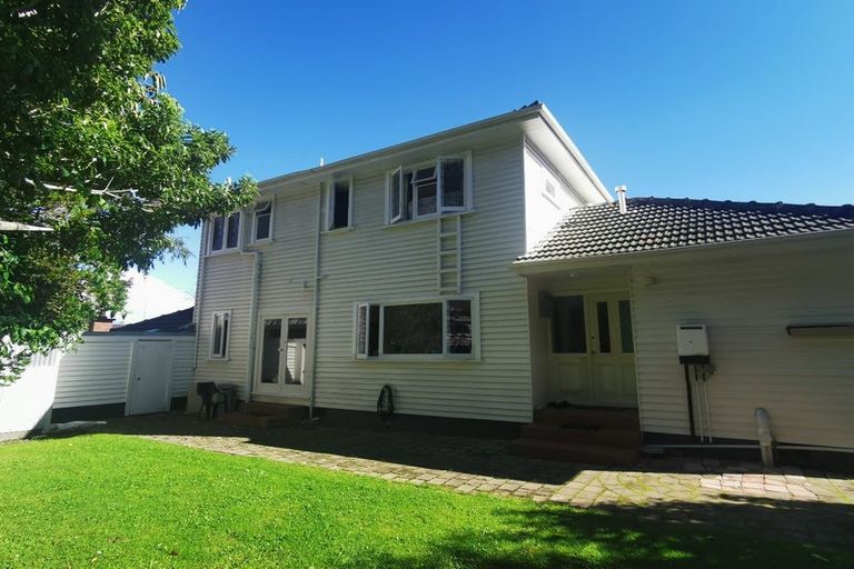 Photo of property in 12 Cornwall Street, Hutt Central, Lower Hutt, 5010