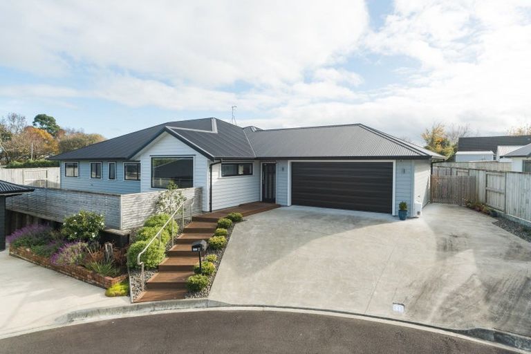 Photo of property in 5 Waimarama Court, Roslyn, Palmerston North, 4414