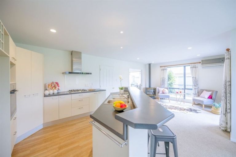 Photo of property in 6 Lady Nugent Lane, Halswell, Christchurch, 8025