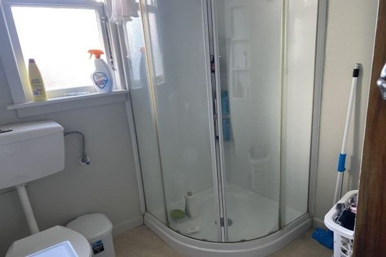 Photo of property in 1-2 Gibson Court, Roslyn, Palmerston North, 4414