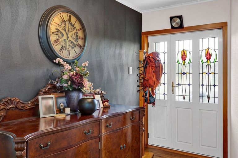 Photo of property in 3 Cowling Road, Hurdon, New Plymouth, 4310