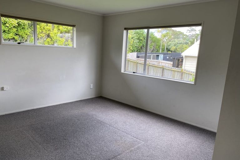 Photo of property in 9 Raupapa Street, Northcote, Auckland, 0627