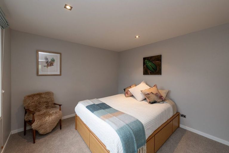 Photo of property in 10 Sunnyside Lane, Wanaka, 9305