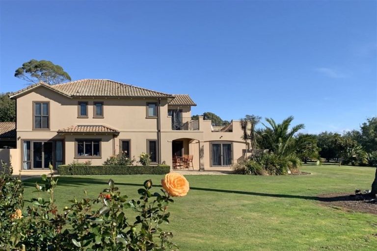 Photo of property in 88 Dry Hills Lane, Riverlands, Blenheim, 7274