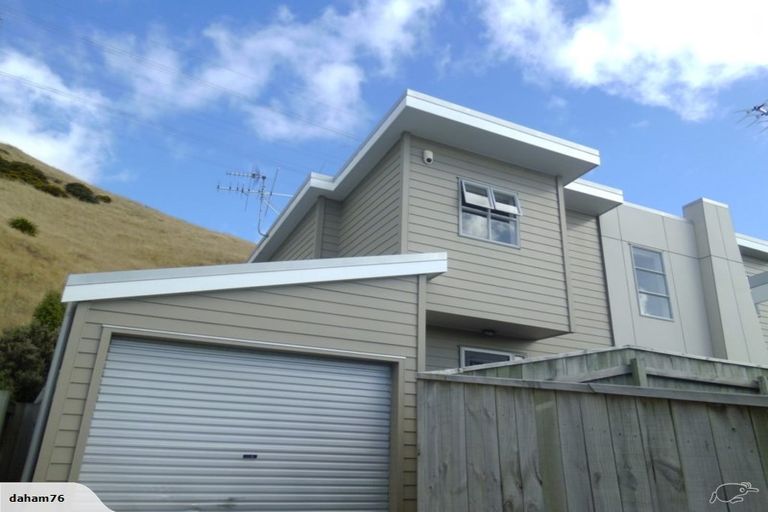 Photo of property in 44a Erlestoke Crescent, Churton Park, Wellington, 6037