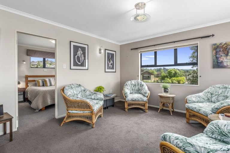 Photo of property in 33 Oteki Park Drive, Welcome Bay, Tauranga, 3112