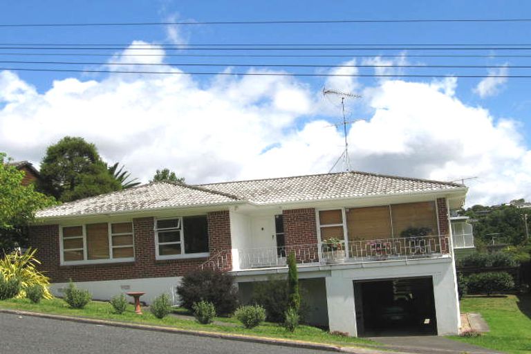 Photo of property in 14 Seaview Road, Milford, Auckland, 0620