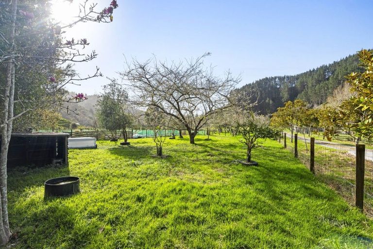 Photo of property in 186 Uruti Road, Uruti, Urenui, 4378