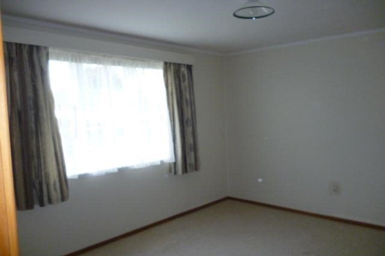 Photo of property in 2 Argyle Grove, Trentham, Upper Hutt, 5018