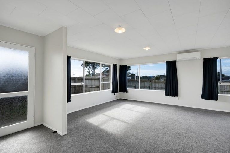 Photo of property in 224 Parklands Avenue, Bell Block, New Plymouth, 4312