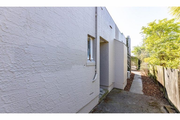 Photo of property in 81 Yaldhurst Road, Sockburn, Christchurch, 8042