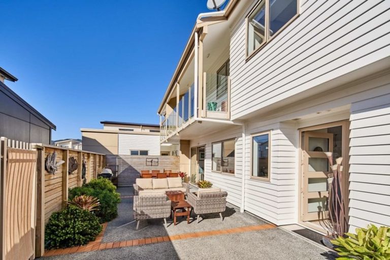 Photo of property in 14 Latimer Way, Petone, Lower Hutt, 5012