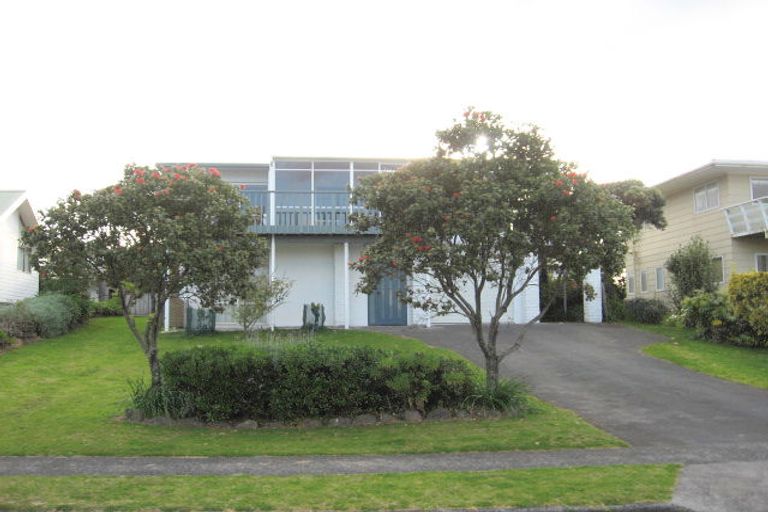 Photo of property in 109 Pohutukawa Crescent, Whangamata, 3620