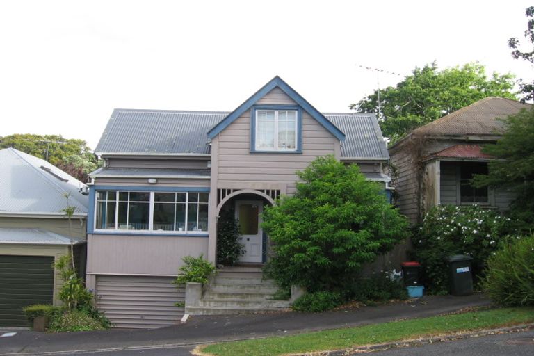 Photo of property in 9 Alberon Street, Parnell, Auckland, 1052