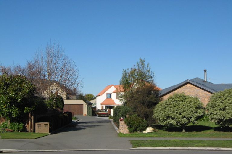 Photo of property in 51 Blue Gum Place, New Brighton, Christchurch, 8083