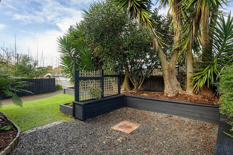 Photo of property in 14 Kiwi Avenue, Forest Lake, Hamilton, 3200