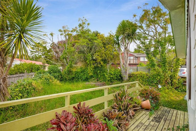 Photo of property in 1/9 Hydra Place, Glen Eden, Auckland, 0602