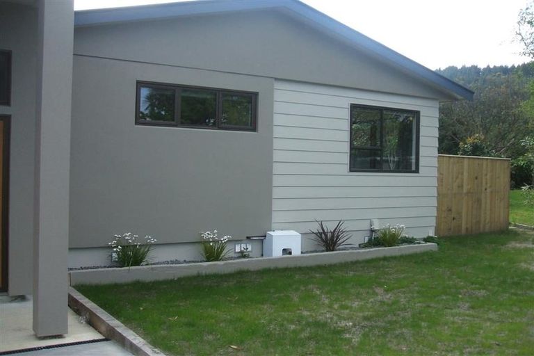 Photo of property in 7 Redwood Close, Paraparaumu, 5032