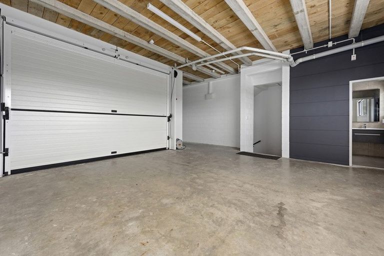 Photo of property in 7c Ropa Lane, Miramar, Wellington, 6022