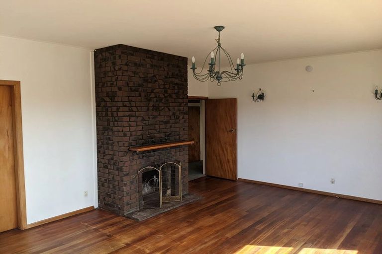 Photo of property in 37 Milne Terrace, Island Bay, Wellington, 6023