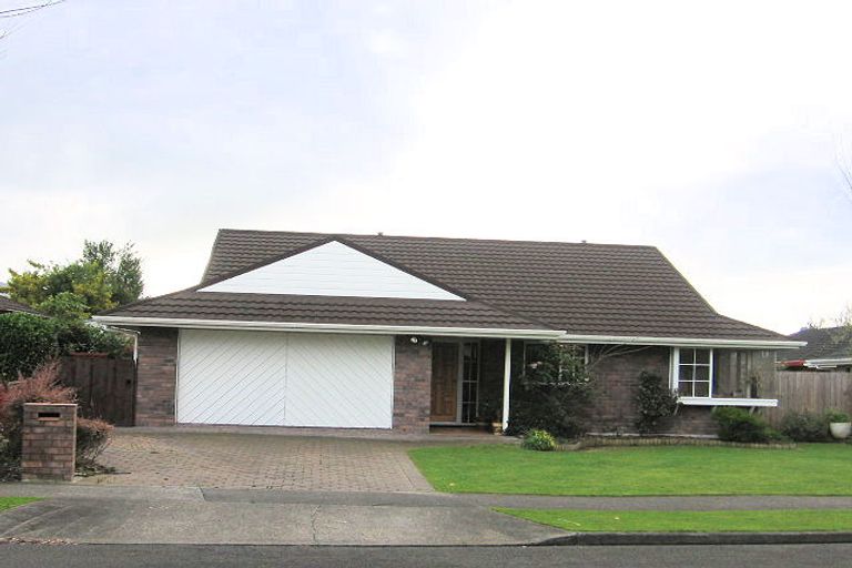 Photo of property in 3 Churchill Avenue, Hokowhitu, Palmerston North, 4410