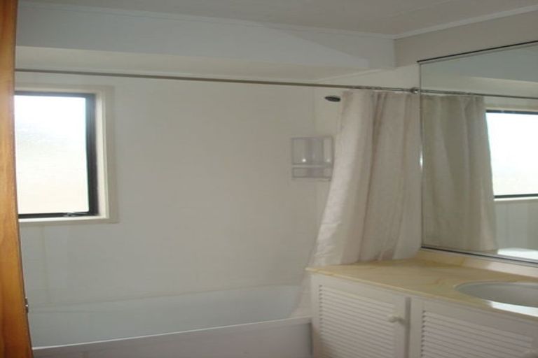 Photo of property in 21 Aberfeldy Avenue, Highland Park, Auckland, 2010