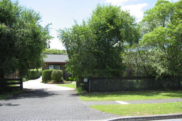 Photo of property in 16 Garden Terrace, Pukekohe, 2120