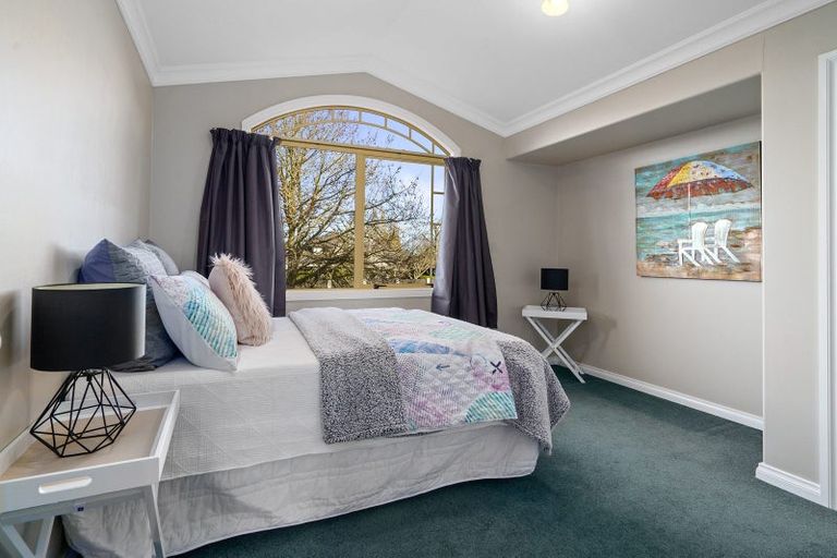 Photo of property in 181 Thornton Road, Cambridge, 3434