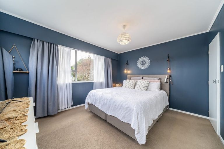 Photo of property in 6 Spey Place, Papakowhai, Porirua, 5024